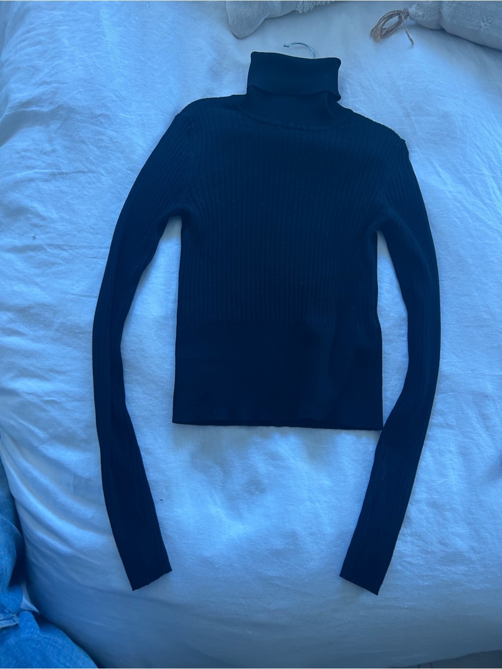 Zara Black Ribbed Turtleneck Sweater. Never worn